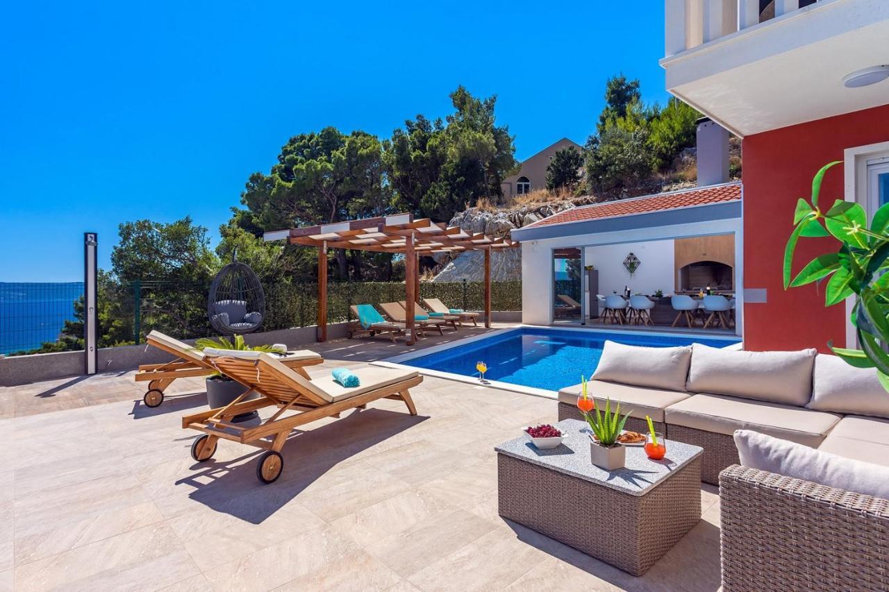 Villa Matan - Only 200M From The Sandy Beaches, Private 28M2 Pool Omiš Kültér fotó