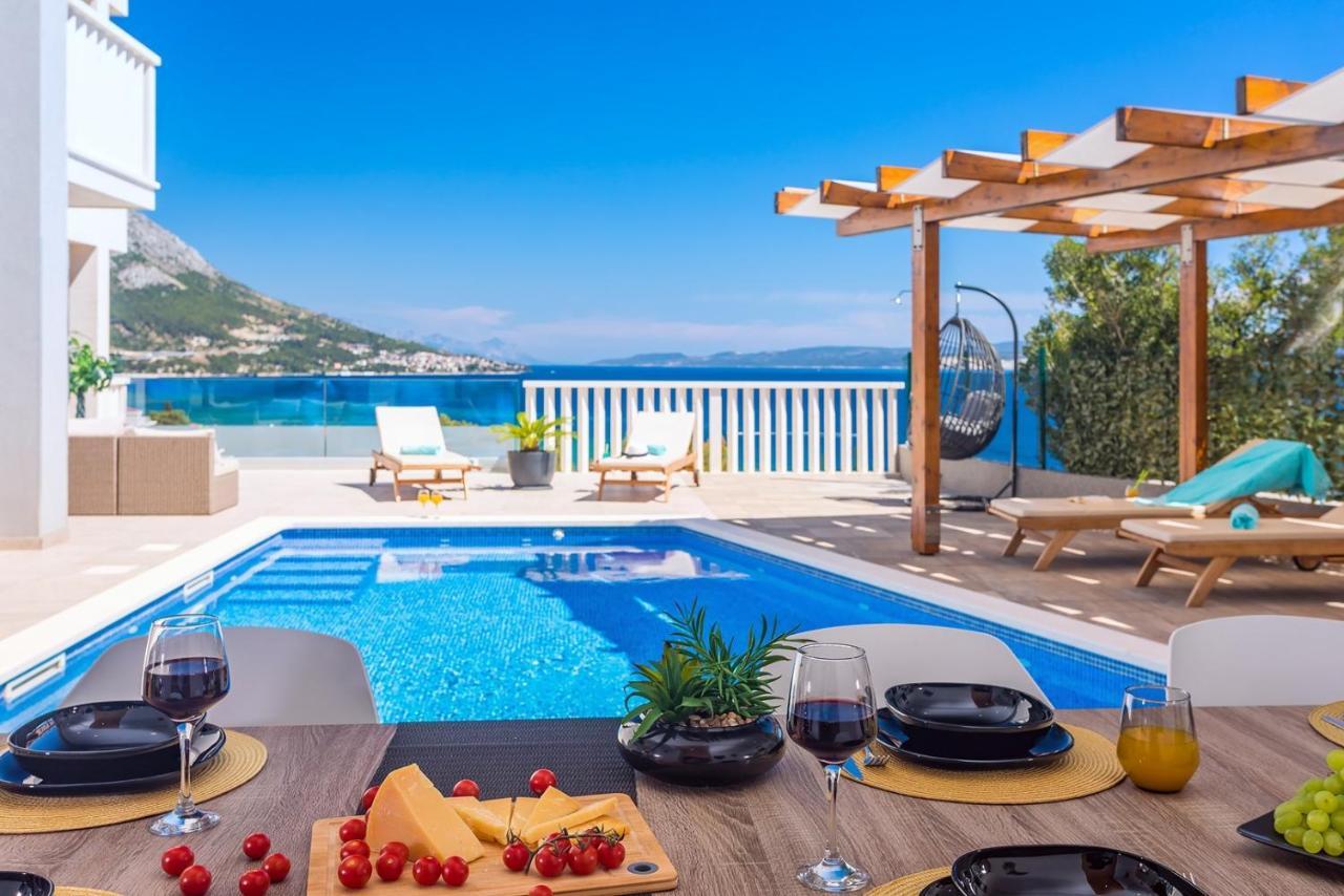 Villa Matan - Only 200M From The Sandy Beaches, Private 28M2 Pool Omiš Kültér fotó