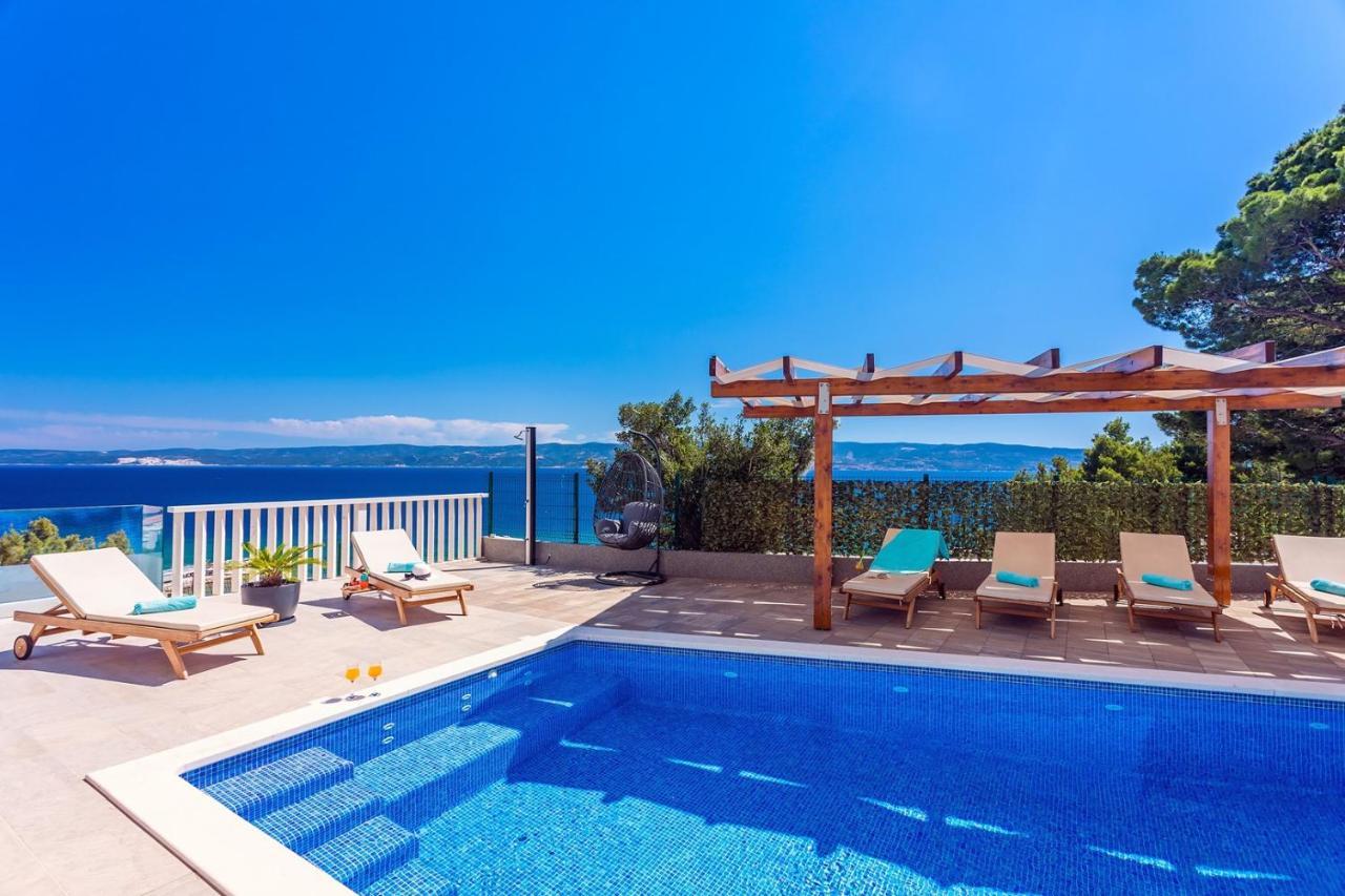 Villa Matan - Only 200M From The Sandy Beaches, Private 28M2 Pool Omiš Kültér fotó